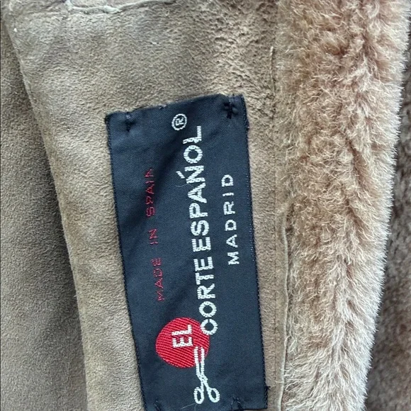 Vintage 1970s Women's Tan Shearling Coat - Picture 2 of 9